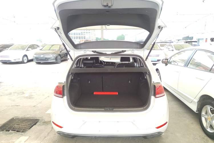 Used Volkswagen Golf 2019 280TSI DSG Comfort Version China VI Standard Trunk