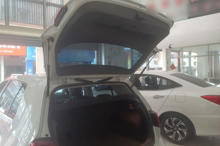 Used Volkswagen Golf 2019 200TSI DSG Comfort & Ambition Edition China VI Standard Trunk