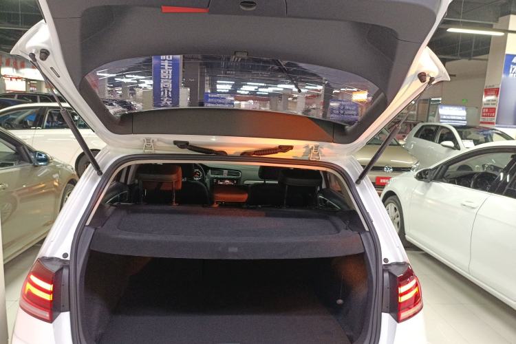 Used Volkswagen Golf 2019 280TSI DSG Comfort Version China V Standard Trunk