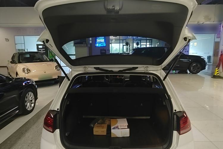 Used Volkswagen Golf 2019 280TSI DSG Comfort Version China VI Standard Trunk