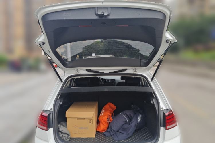 Used Volkswagen Golf 2019 1.6L Automatic Comfort Model China V Standard Trunk