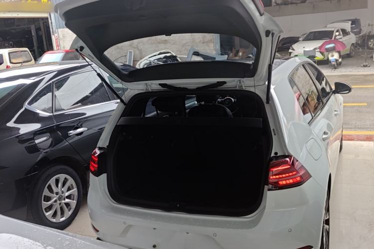Used Volkswagen Golf 2019 280TSI DSG R-Line Model China V Standard Trunk