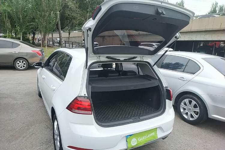 Used Volkswagen Golf 2019 1.6L Automatic Comfort Model China V Standard Trunk