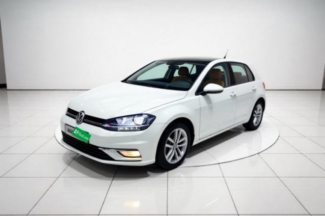 Ojetý Volkswagen Golf 2019 1.6L Automatic Comfort Model China V Standard