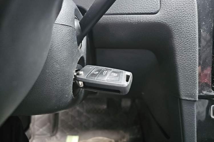 Used Volkswagen Golf 2019 1.8TSI Travel Edition Vehicle Key