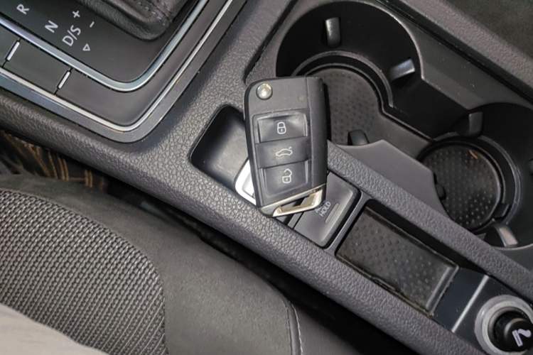 Used Volkswagen Golf 2019 280TSI DSG Comfort Version China V Standard Vehicle Key