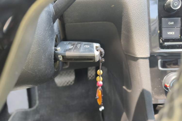 Used Volkswagen Golf 2019 1.6L Automatic Comfort Model China V Standard Vehicle Key