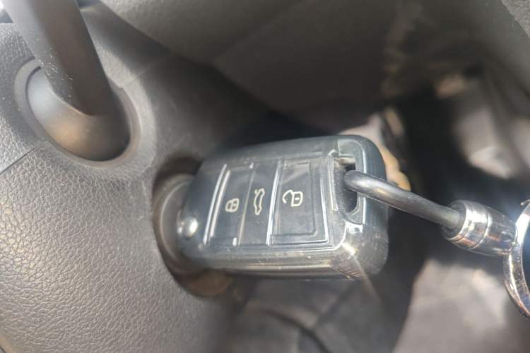 Used Volkswagen Golf 2019 1.8TSI Travel Edition Vehicle Key