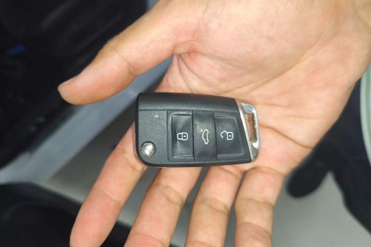 Used Volkswagen Golf 2019 280TSI DSG Luxury Version China VI Standard Vehicle Key