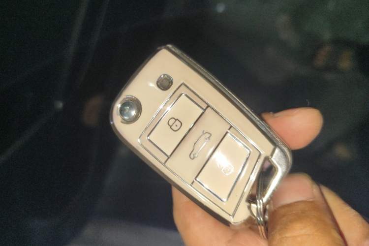 Used Volkswagen Golf 2019 1.8TSI Travel Edition Vehicle Key