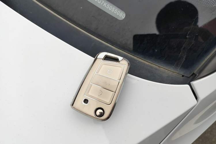 Used Volkswagen Golf 2019 280TSI DSG Comfort Version China VI Standard Vehicle Key