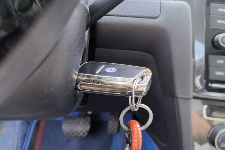 Used Volkswagen Golf 2019 200TSI DSG Comfort & Ambition Edition China VI Standard Vehicle Key