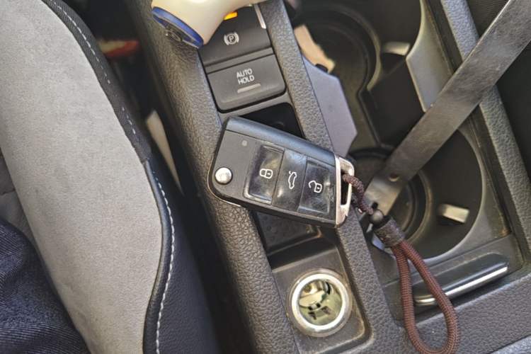 Used Volkswagen Golf 2019 280TSI DSG R-Line Model China V Standard Vehicle Key