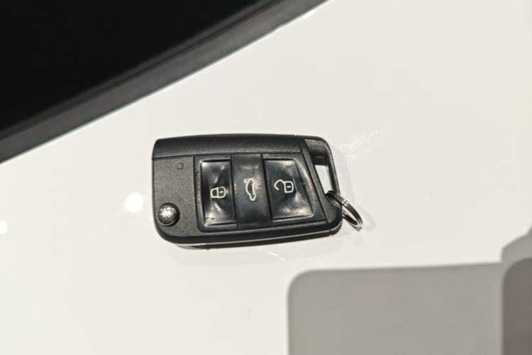 Used Volkswagen Golf 2019 1.8TSI Travel Edition Vehicle Key