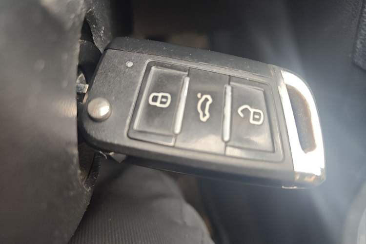Used Volkswagen Golf 2019 200TSI DSG Comfort Version China VI Standard Vehicle Key