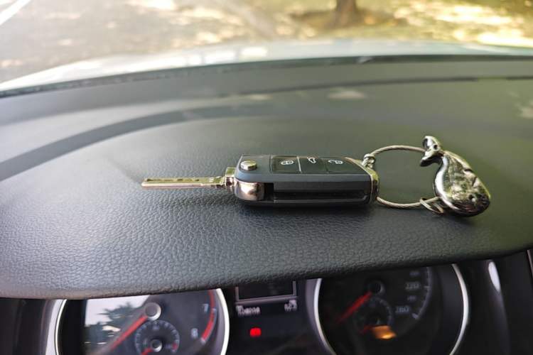Used Volkswagen Golf 2019 280TSI DSG Comfort Version China VI Standard Vehicle Key