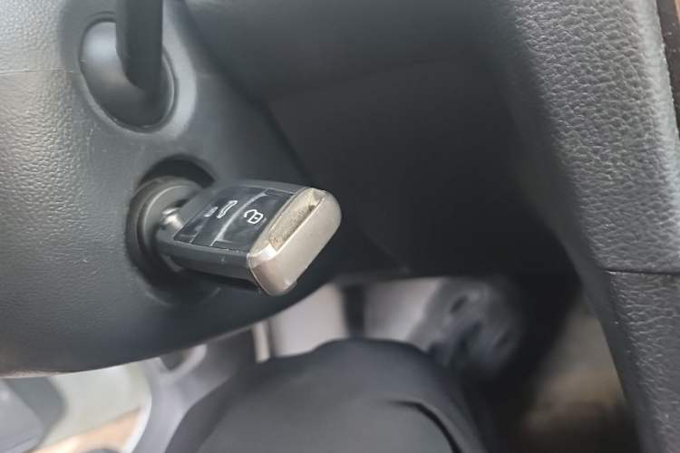 Used Volkswagen Golf 2019 1.6L Automatic Comfort Model China V Standard Vehicle Key
