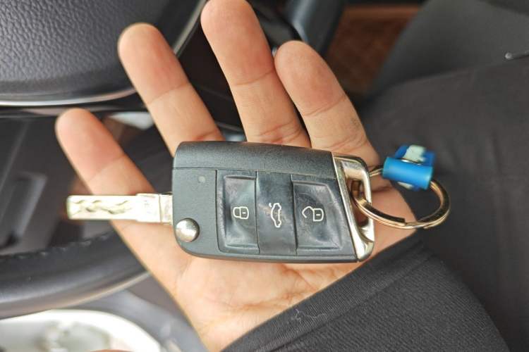 Used Volkswagen Golf 2019 200TSI DSG Comfort & Ambition Edition China VI Standard Vehicle Key