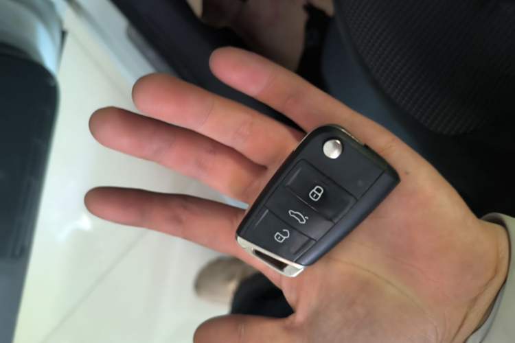Used Volkswagen Golf 2019 280TSI DSG Comfort Version China VI Standard Vehicle Key