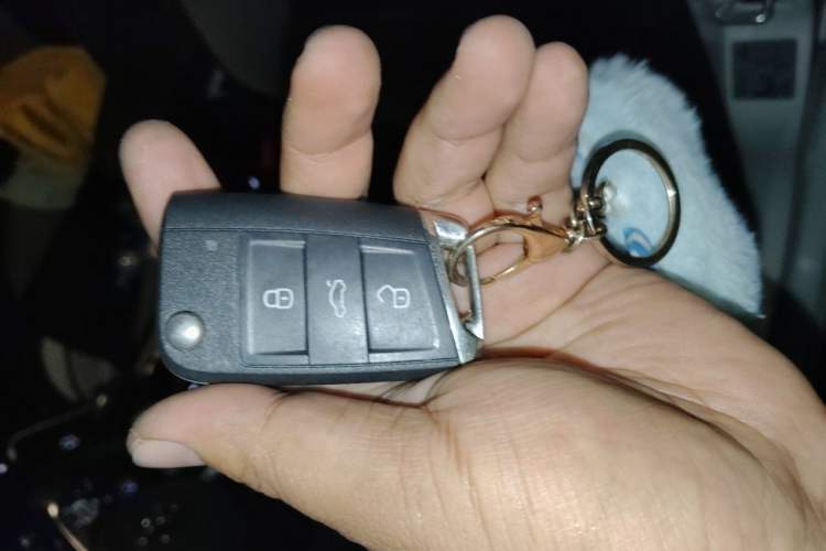 Used Volkswagen Golf 2019 280TSI DSG R-Line Model China V Standard Vehicle Key