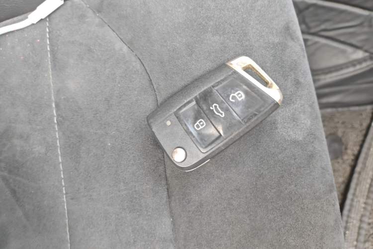Used Volkswagen Golf 2019 280TSI DSG Luxury Version China V Standard Vehicle Key