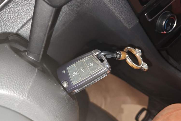 Used Volkswagen Golf 2019 1.6L Automatic Comfort Model China V Standard Vehicle Key