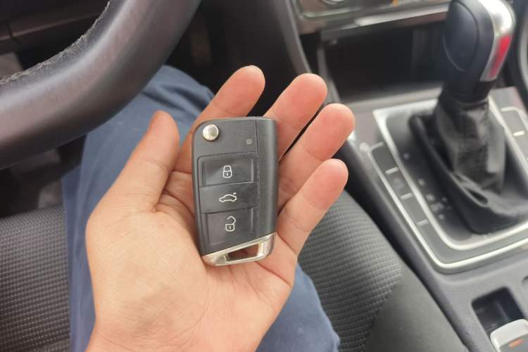 Used Volkswagen Golf 2019 280TSI DSG Comfort Version China VI Standard Vehicle Key