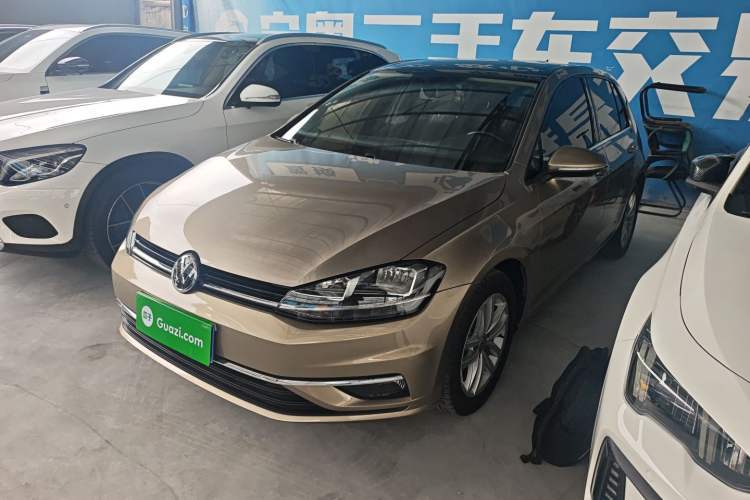 Used Volkswagen Golf 2019 280TSI DSG Comfort Version China V Standard Guazi used car, China used car export, Used car for sale, Used cars, Cheapest cars for sale