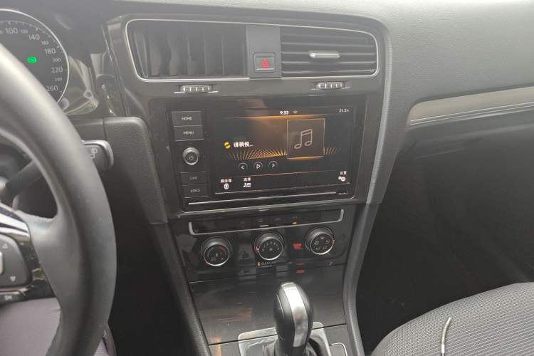 Used Volkswagen Golf 2019 280TSI DSG Comfort Version China VI Standard Audio And AC Panel