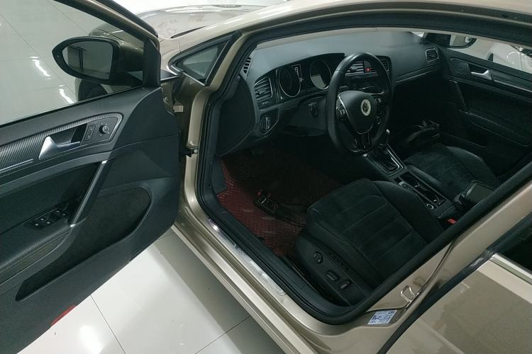 Used Volkswagen Golf 2019 280TSI DSG Luxury Version China V Standard Driver Seat