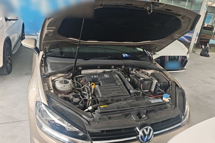 Used Volkswagen Golf 2019 280TSI DSG Comfort Version China V Standard Engine Bay