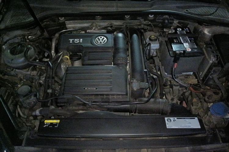 Used Volkswagen Golf 2019 200TSI DSG Comfort & Ambition Edition China VI Standard Engine Bay