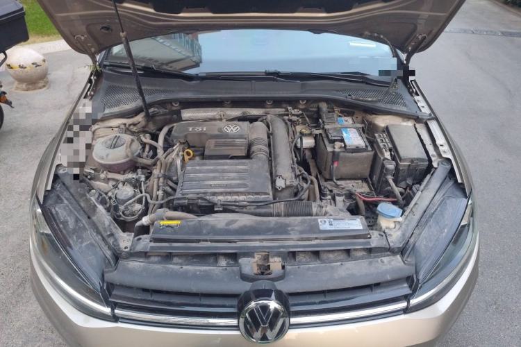 Used Volkswagen Golf 2019 200TSI DSG Comfort & Ambition Edition China VI Standard Engine Bay