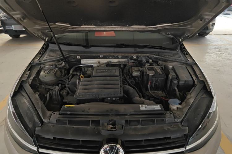 Used Volkswagen Golf 2019 1.6L Automatic Comfort Model China V Standard Engine Bay