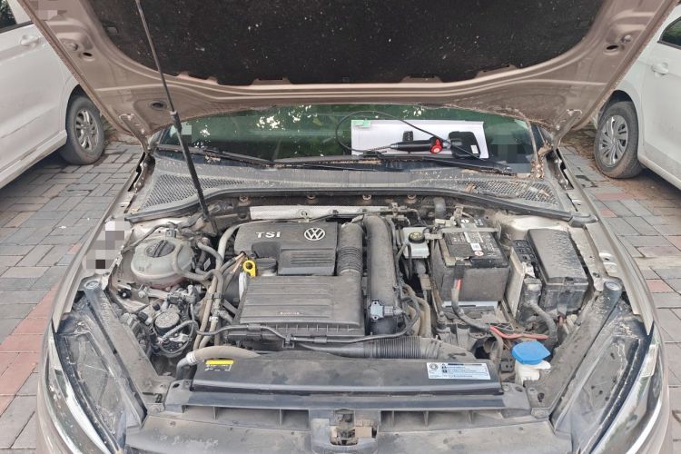Used Volkswagen Golf 2019 280TSI DSG Comfort Version China VI Standard Engine Bay