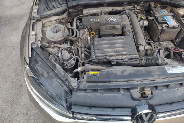 Used Volkswagen Golf 2019 200TSI DSG Comfort & Ambition Edition China VI Standard Engine Bay Right