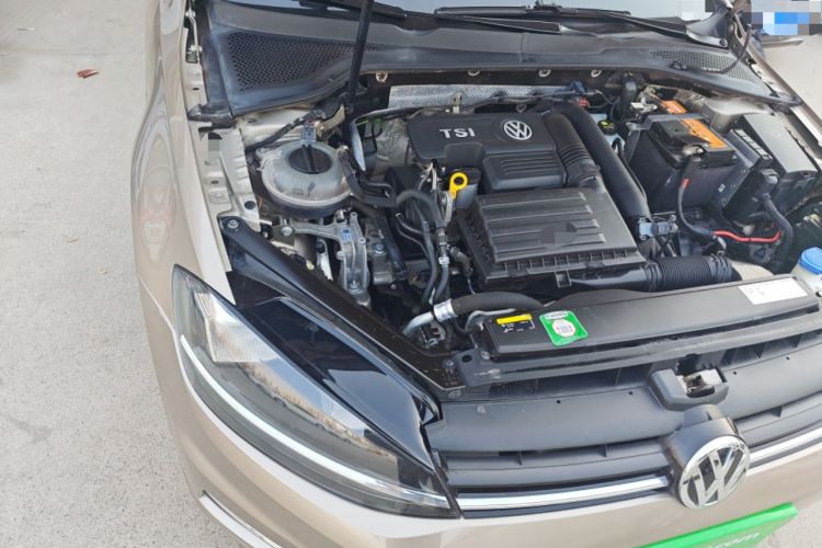Used Volkswagen Golf 2019 280TSI DSG Luxury Version China V Standard Engine Bay Right