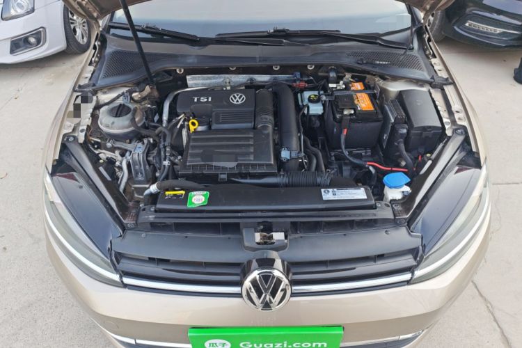 Used Volkswagen Golf 2019 280TSI DSG Luxury Version China V Standard Engine Bay