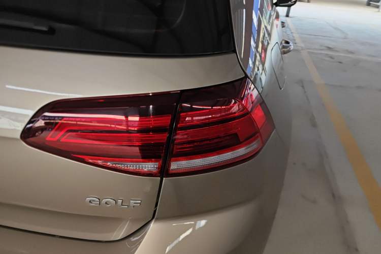 Used Volkswagen Golf 2019 1.6L Automatic Comfort Model China V Standard Exterior 3