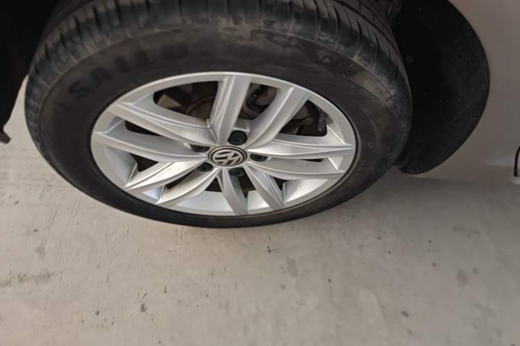 Used Volkswagen Golf 2019 1.6L Automatic Comfort Model China V Standard Exterior 5