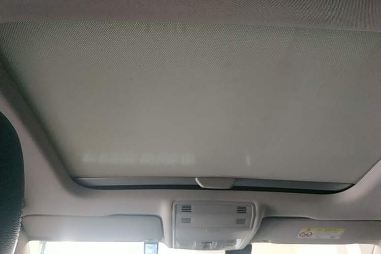 Used Volkswagen Golf 2019 200TSI DSG Comfort Version China VI Standard Headliner