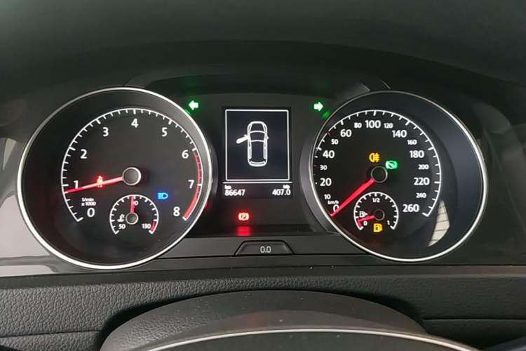Used Volkswagen Golf 2019 200TSI DSG Comfort Version China VI Standard Instrument Cluster