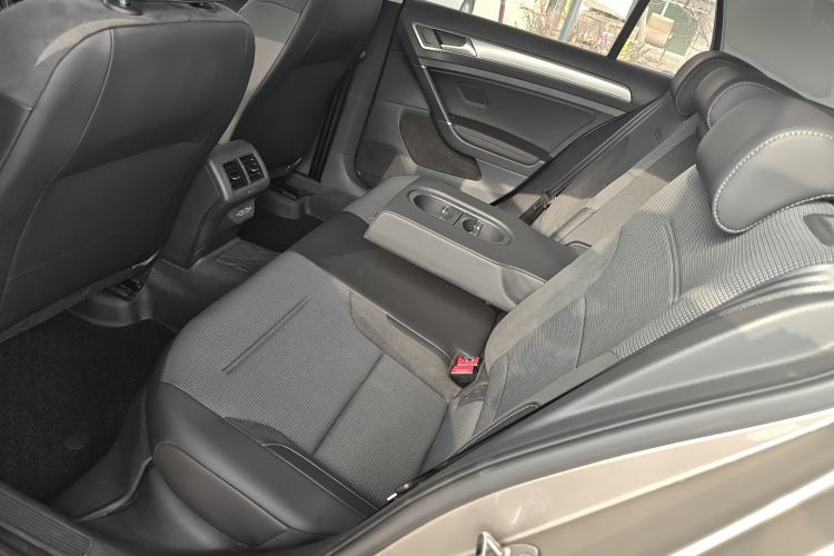 Used Volkswagen Golf 2019 280TSI DSG Comfort Version China V Standard Left Rear Seat