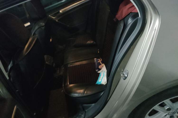 Used Volkswagen Golf 2019 200TSI DSG Comfort & Ambition Edition China VI Standard Left Rear Seat