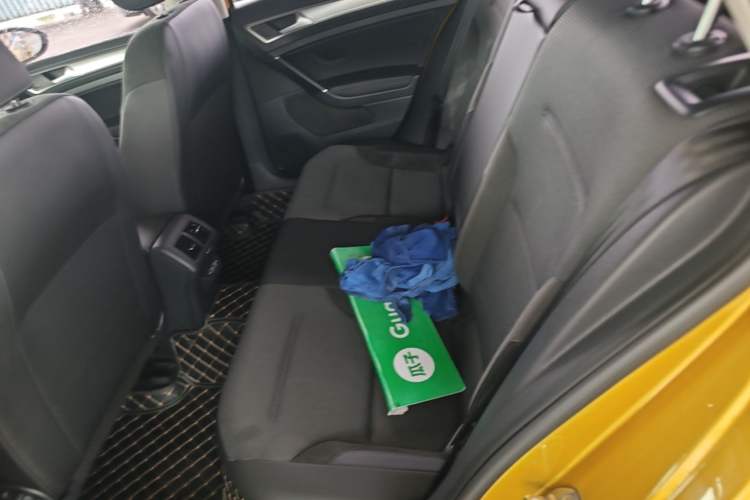 Used Volkswagen Golf 2019 1.6L Automatic Comfort Model China V Standard Left Rear Seat
