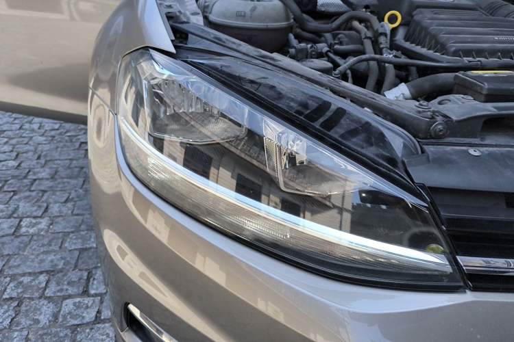 Used Volkswagen Golf 2019 280TSI DSG Comfort Version China VI Standard Right Front Headlight