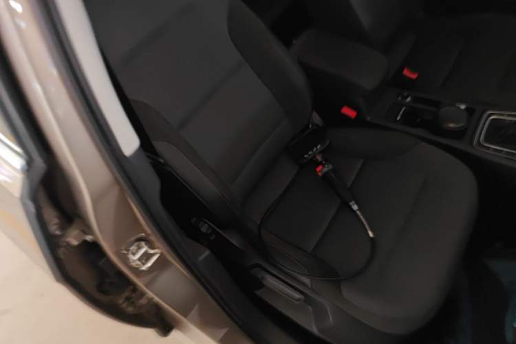 Used Volkswagen Golf 2019 1.6L Automatic Comfort Model China V Standard Right Front Seat