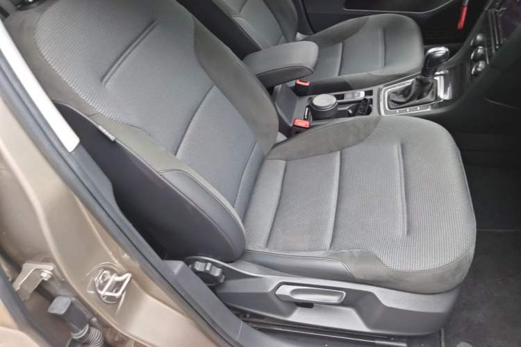 Used Volkswagen Golf 2019 280TSI DSG Comfort Version China V Standard Right Front Seat