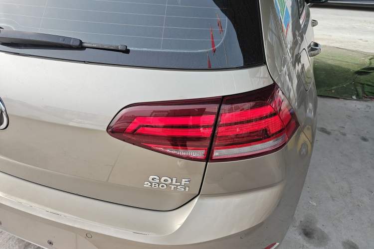 Used Volkswagen Golf 2019 280TSI DSG Comfort Version China V Standard Right Rear Taillight