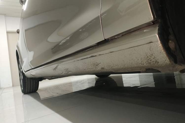 Used Volkswagen Golf 2019 280TSI DSG Luxury Version China V Standard Right Side Sill
